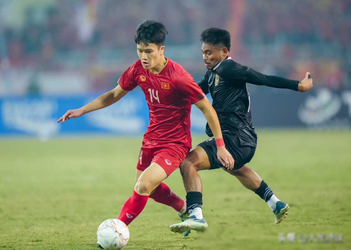 越南足球队亚冠险胜，实力让人刮目相看的简单介绍