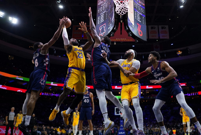 湖人惨败骑士,詹姆斯独得31分 湖人惨败骑士,詹姆斯独得31分