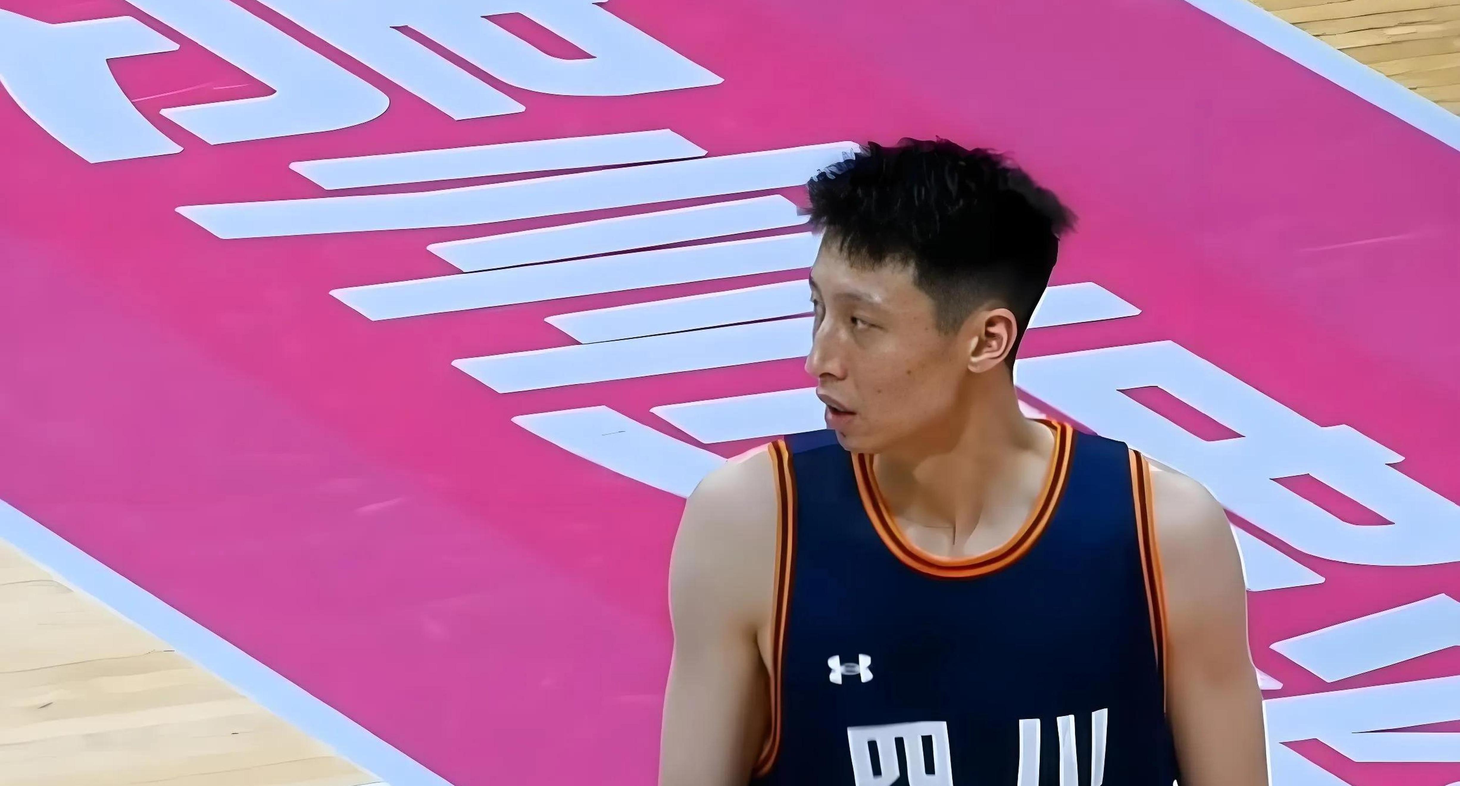 四川男篮连胜收官,提升战绩上升 四川男篮连胜收官,提升战绩上升